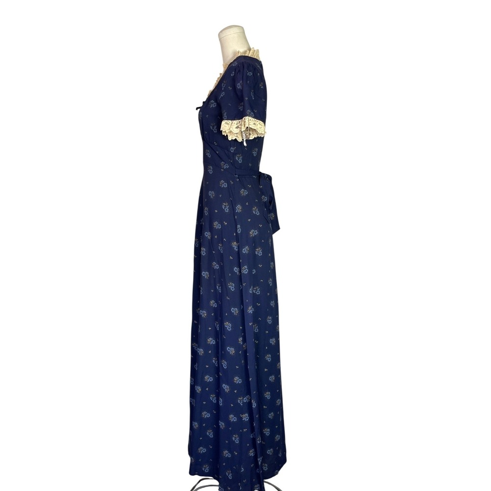 Vintage Navy Blue Floral Maxi Dress Lace Trim Tie Back Cottagecore Prairiecore - Picture 5 of 7